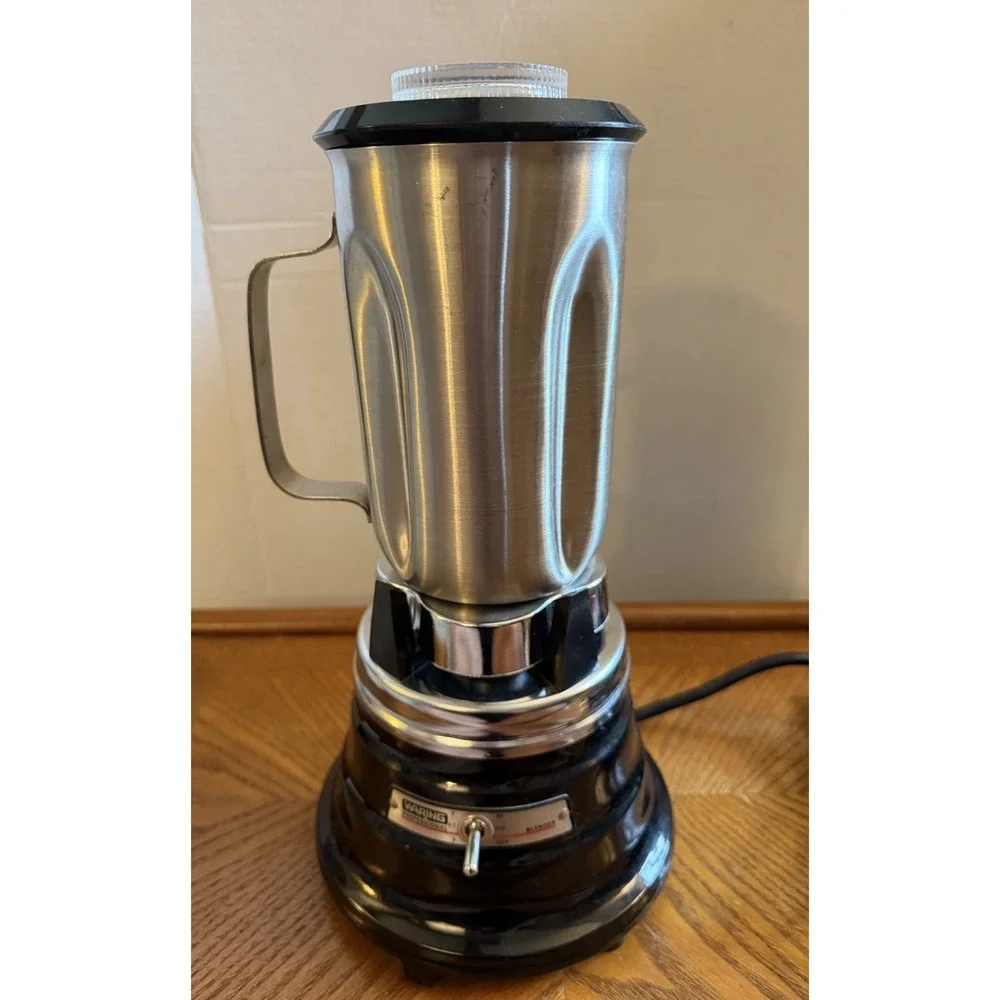 Vintage Kitchen classic by waring commercial blender PBB25 Model 37BL41 Works